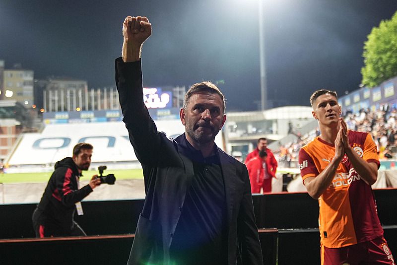 galatasaraya alman 10 numara menajeriyle temasa gecildi 2 LgKqHmi7