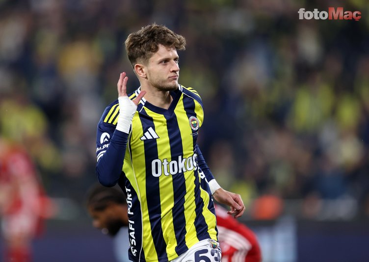 galatasaraya arjantinli 10 numara emiliano buendia 5 IuAJSUD3