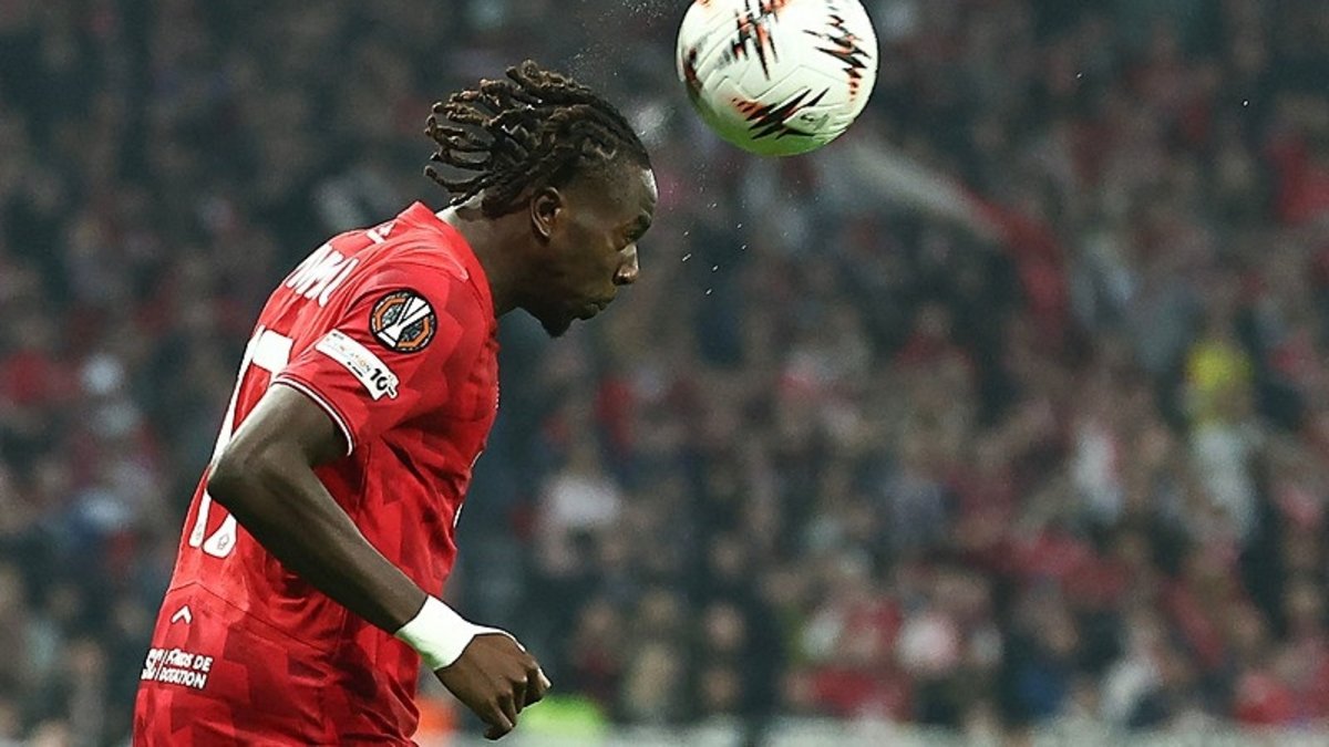 galatasaraya belcikali dinamo okan buruk transferini cok istiyor 8 41qDbrBp