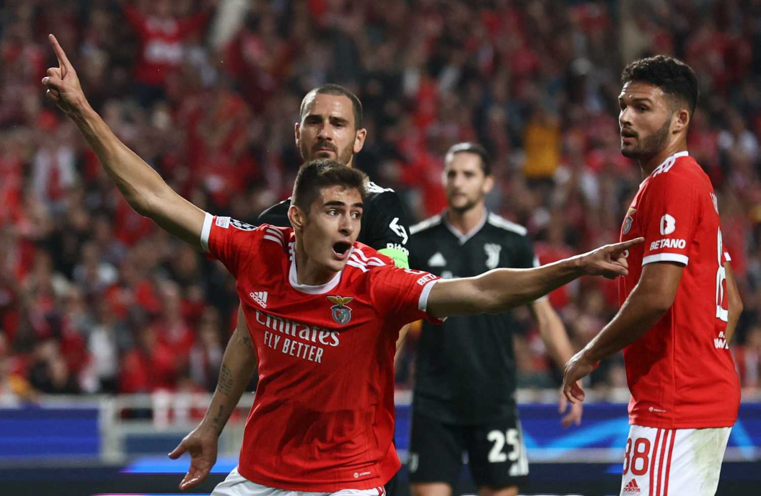 galatasaraya transfer mujdesi ekibi satmaya karar verdi 8