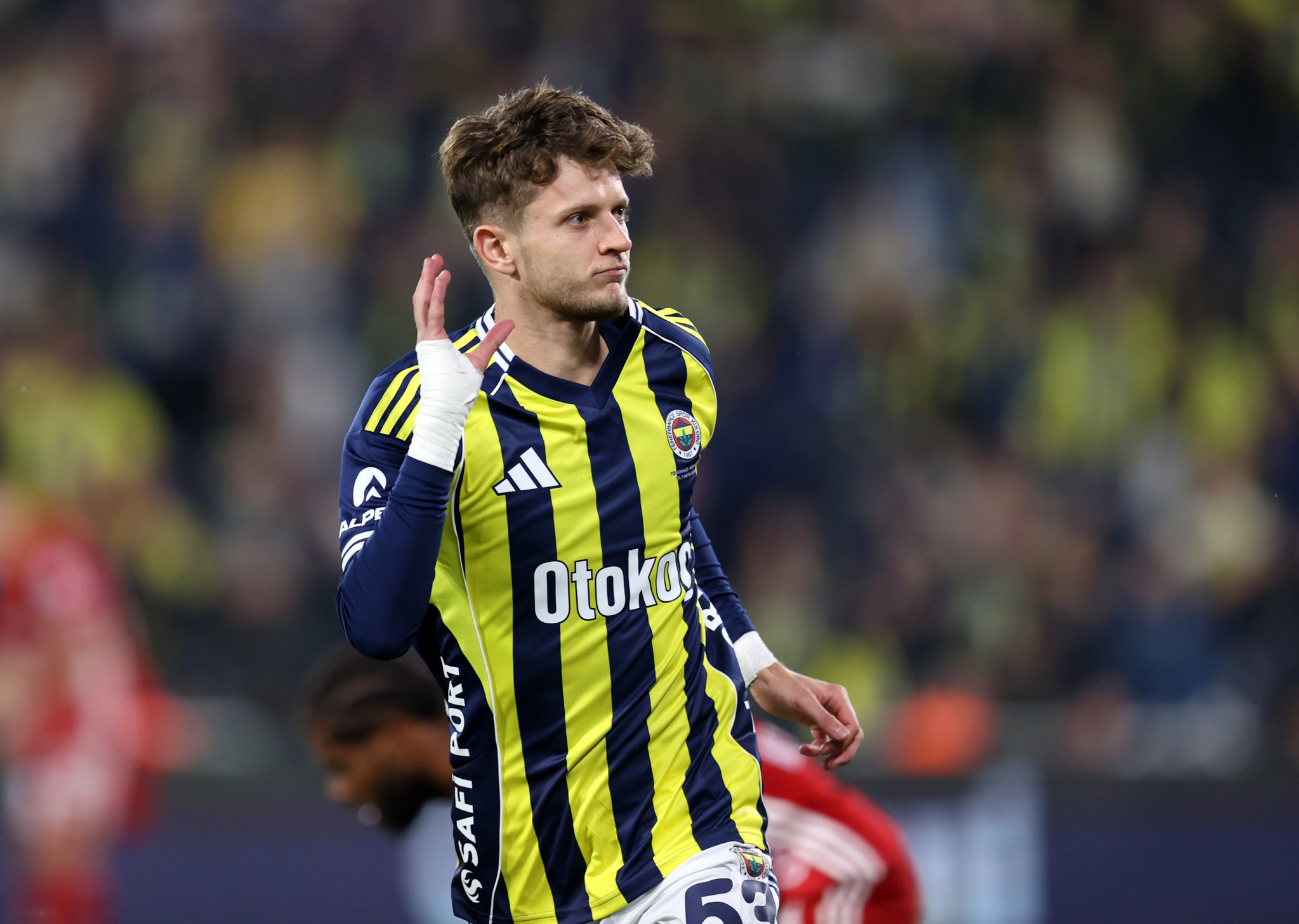galatasarayda 10 numara gayesi emiliano buendia 4 PcYVsljm