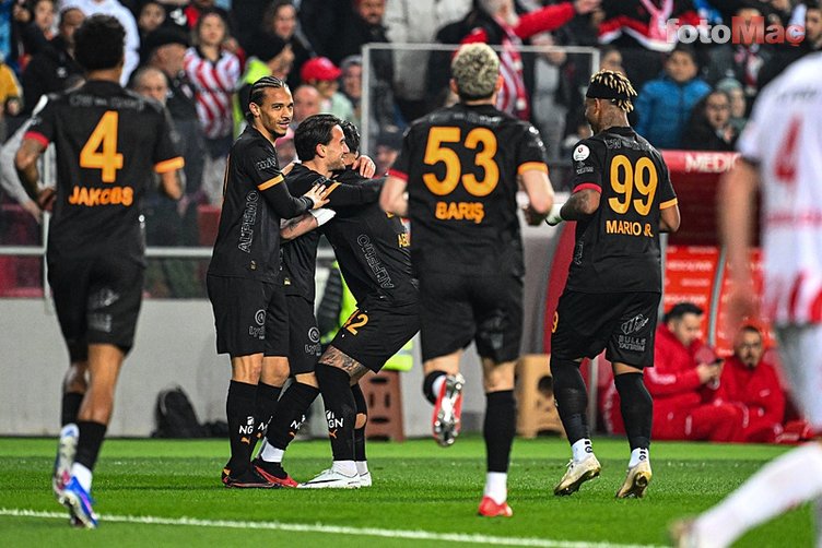 galatasarayda beklenen ayrilik antalyaspor maciyla birlikte 2