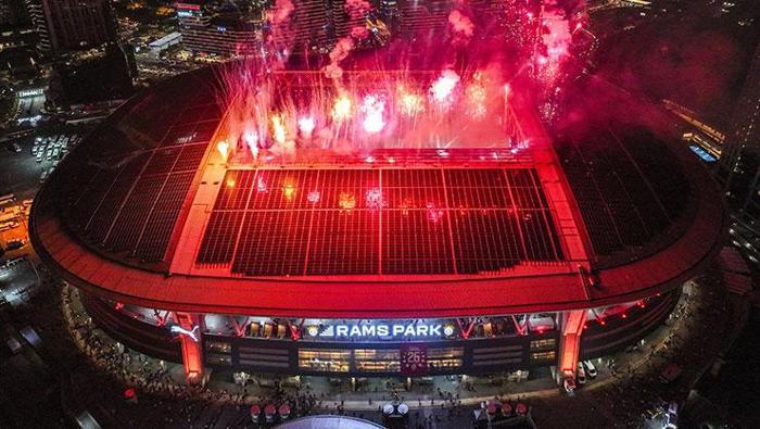 Galatasaray'da gelir kaynakları durmuyor! Localar artacak, kasa dolup taşacak... 4 galatasarayda gelir kaynaklari durmuyor localar artacak kasa dolup tasacak 2 gTNJdPIv