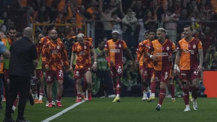 galatasarayda mauro icardiden duygusal veda gozyaslarini tutamadi 1
