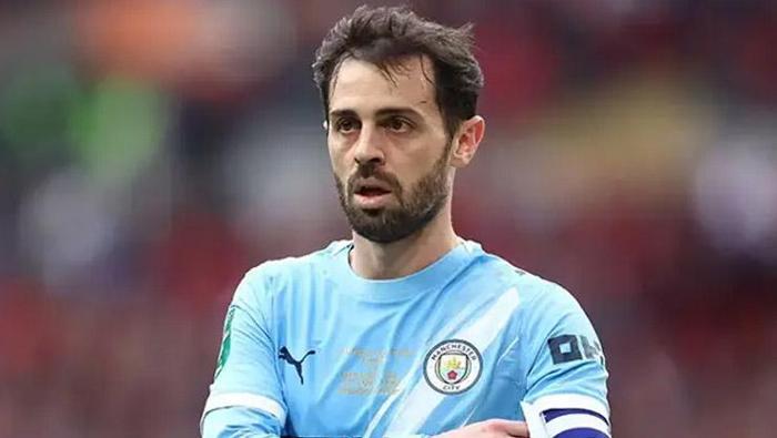 Galatasaray’da orta saha operasyonunda yeni hamle! İlkay Gündoğan devreye girdi 3 galatasarayda orta saha operasyonunda yeni hamle ilkay gundogan devreye girdi 1 7ctU7kGM
