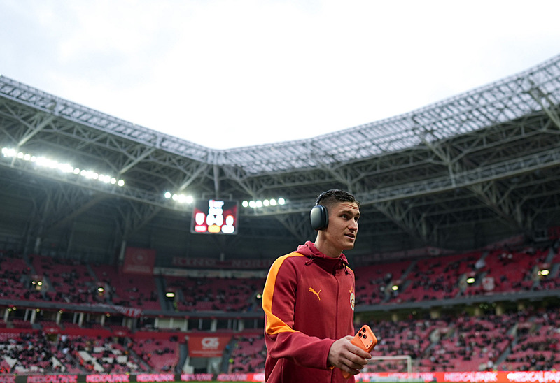 galatasarayda yildiz isme transferde premier lig kancasi 3 M3m2FwYh