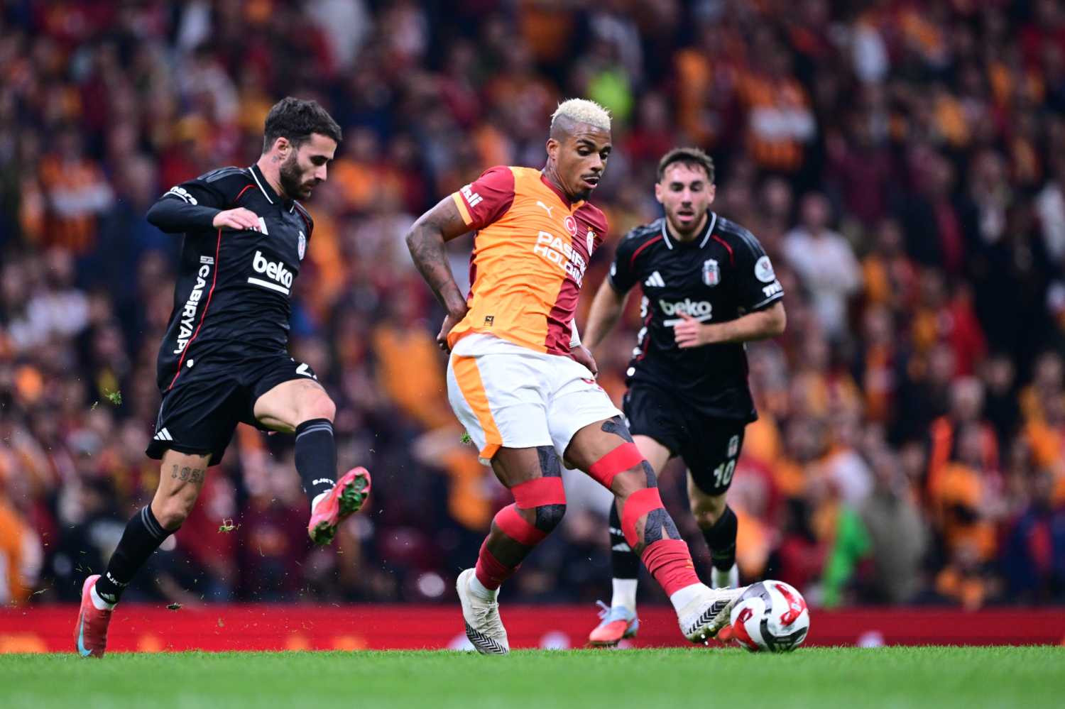 galatasaraydan ayrilmayi dusunuyor leminadan dikkat ceken karar 4 TcR6vOXn