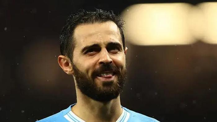 galatasaraydan dunya yildizina net mesaj gel ve onder ol okan buruk cok istiyor 4 rVseESLe