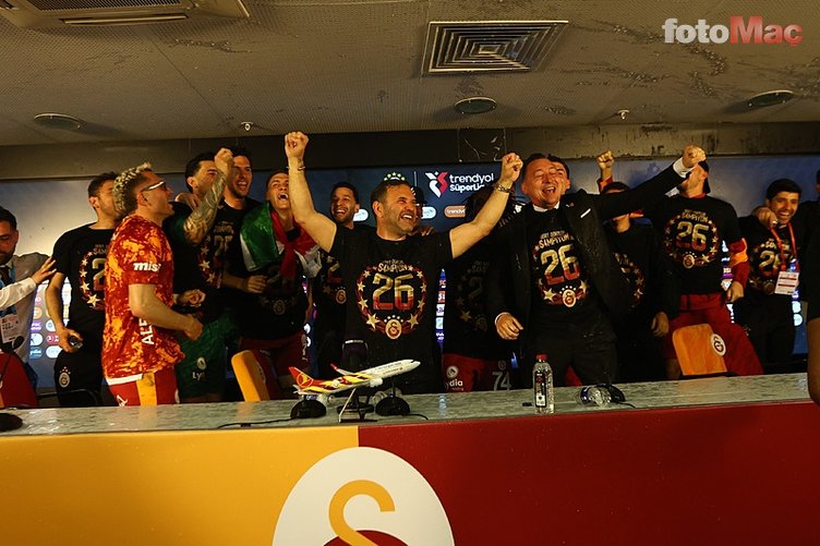 Galatasaray'dan Okan Buruk kararı! Yeni gaye ve dev prim... 8 galatasaraydan okan buruk karari yeni gaye ve dev prim 6 TwWnl8di