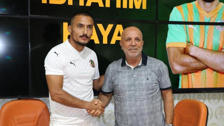 Galatasaray'dan sürpriz transfer atağı! Okan Buruk onayı verdi, rakip Trabzonspor 2 galatasaraydan surpriz transfer atagi okan buruk onayi verdi rakip trabzonspor 0 cRRwrFN3