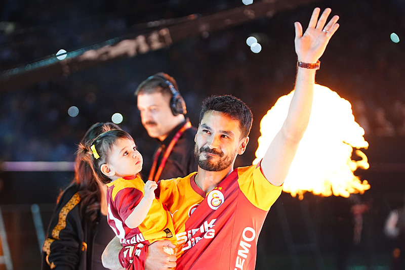 Galatasaray'dan transferde karşıt köşe! Herkes Bernardo Silva derken... 3 galatasaraydan transferde karsit kose herkes bernardo silva derken 1 XcQbdn48