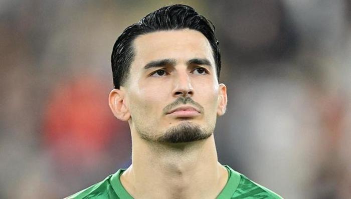 galatasaraydan ugurcan cakira baris alper yilmaz tarifesi dursun ozbek talimat verdi 7 hBDTb8Am