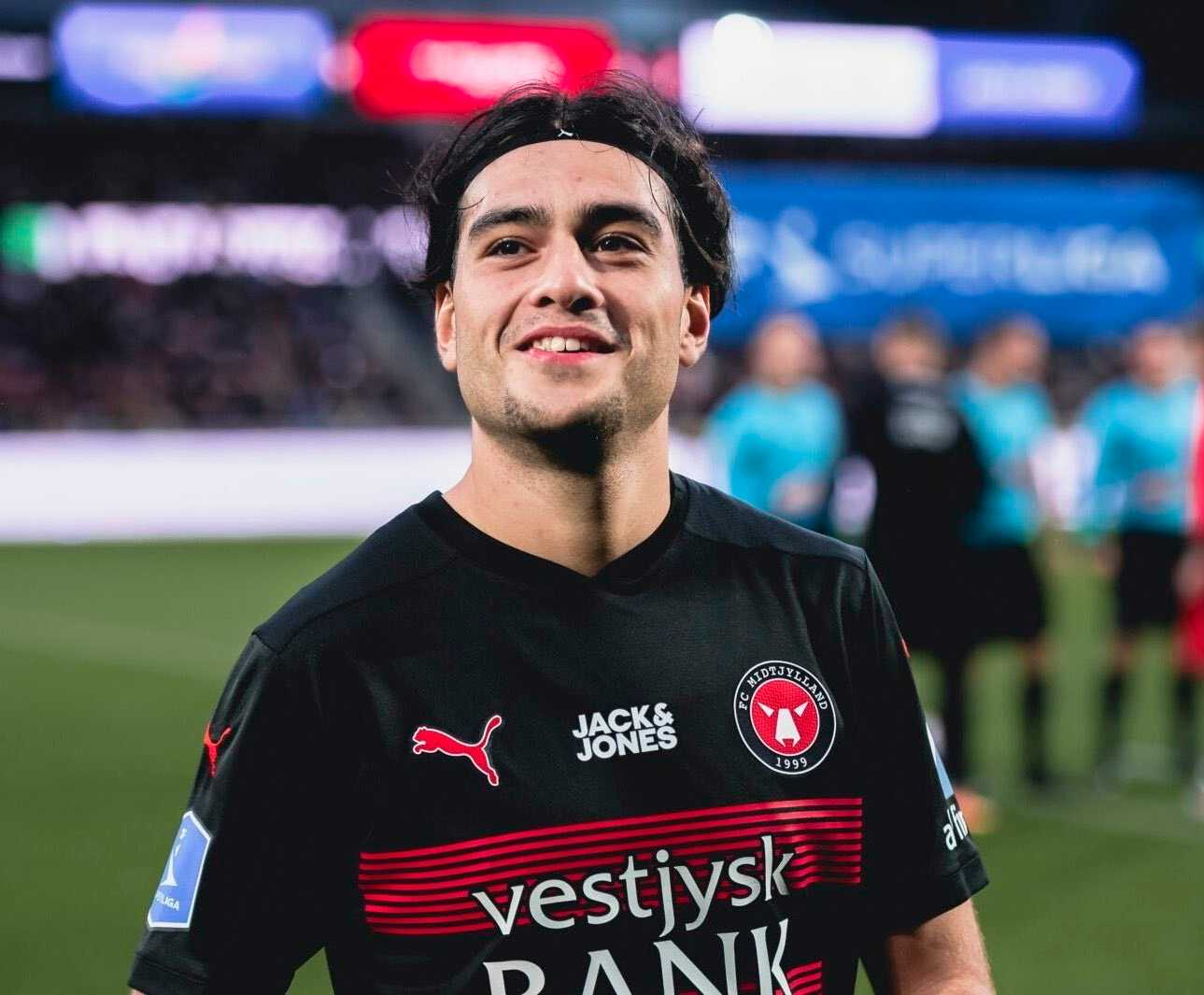 galatasaraydan yeni yabanci kurali hamlesi noa langin yerine 4 iljL7dkb