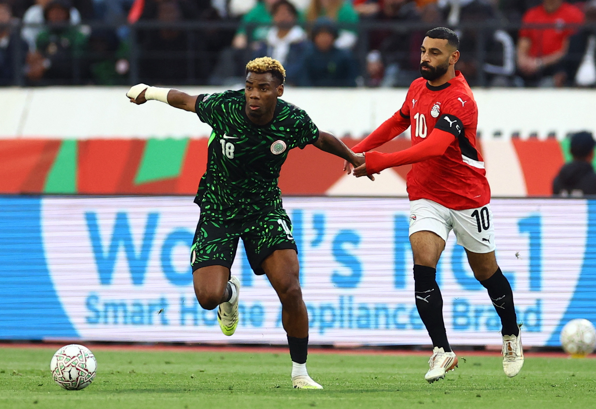 galatasarayin raphael onyedika teklifine clube bruggeden jet suratinda yanit 4 eASqWbjO