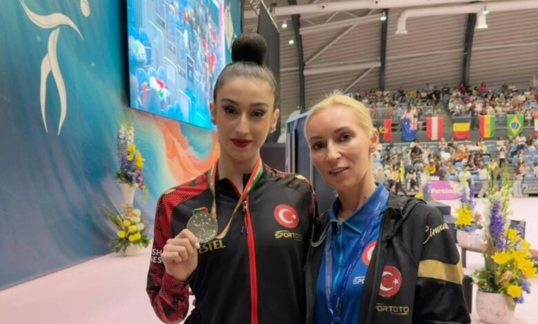 Hatice Gökçe Emir'den Dünya Challenge Kupası'nda tarihi madalya! 1 hatice gokce emirden dunya challenge kupasinda tarihi madalya zZYw2JfG