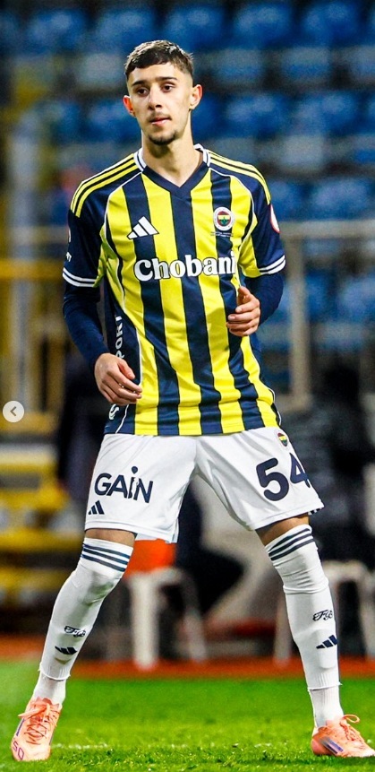 hollanda devi ajax fenerbahcenin genc yildizina talip 3 lhNfVyTn