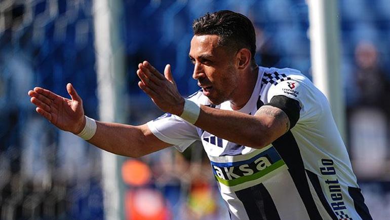 İrfan Can Kahveci, Fenerbahçe'ye geri dönüyor! Resmen açıklandı 2 irfan can kahveci fenerbahceye geri donuyor resmen aciklandi 0 BOzdR1gS