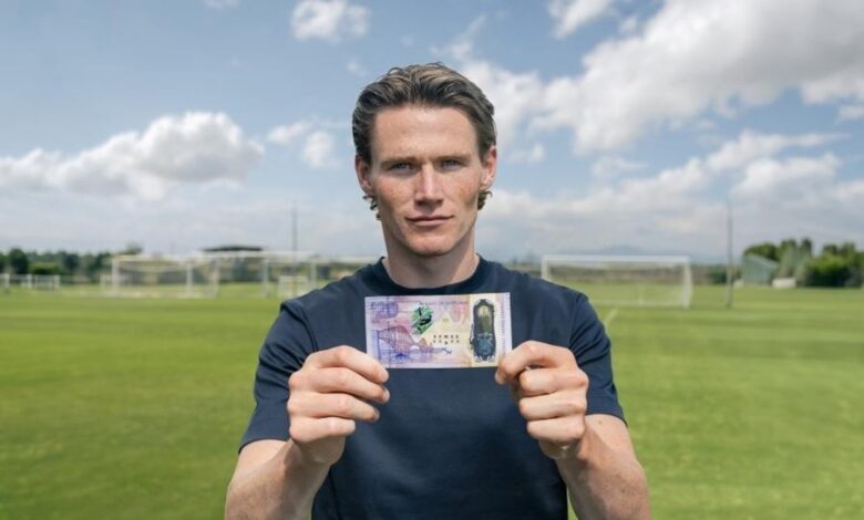 İskoçya'da McTominay'in attığı röveşata golün işlendiği 20 sterlinlik banknot basıldı 1 iskocyada mctominayin attigi rovesata golun islendigi 20 sterlinlik banknot basildi bZlqYM4d