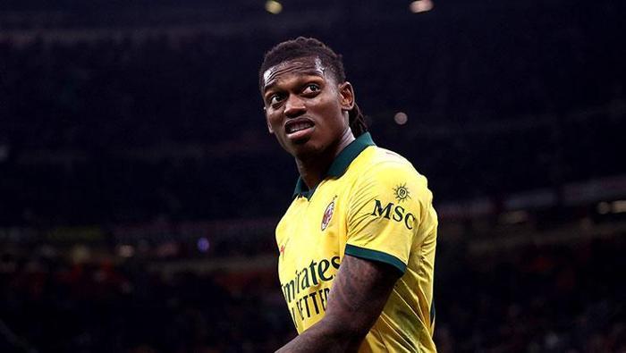 İsmi Fenerbahçe'yle anılıyordu! Milan'da Rafael Leao ile ilgili karar verildi 4 ismi fenerbahceyle aniliyordu milanda rafael leao ile ilgili karar verildi 2 TLkPqtz4