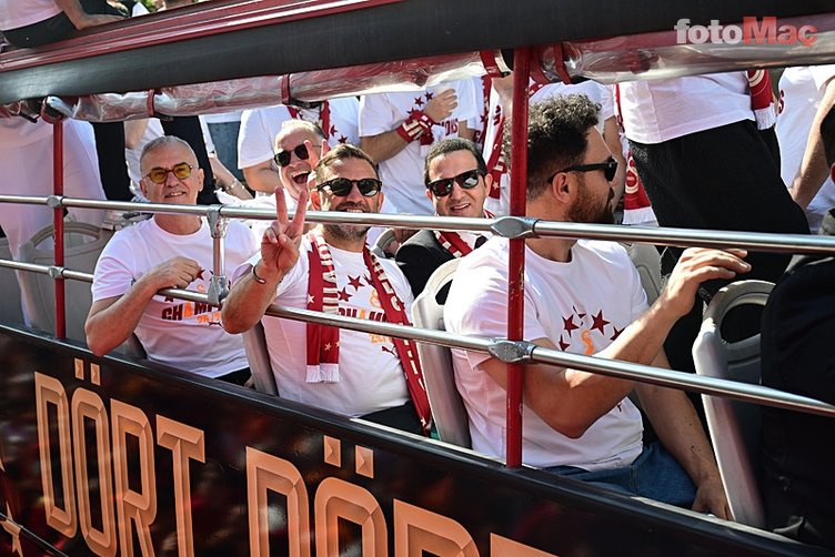 iste galatasarayin otobus seyahatinden cok ozel kareler 1 ChvLTL6P