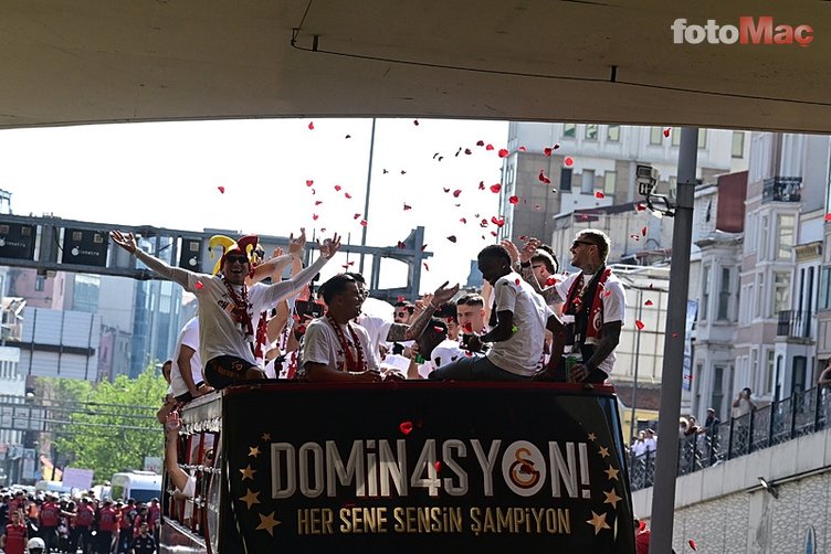 iste galatasarayin otobus seyahatinden cok ozel kareler 3 zW3iMwgq
