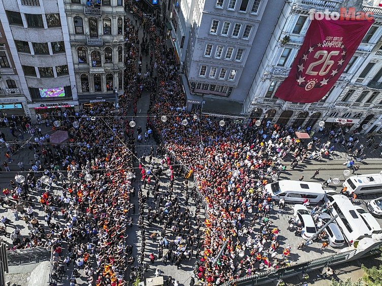 iste galatasarayin otobus seyahatinden cok ozel kareler 7