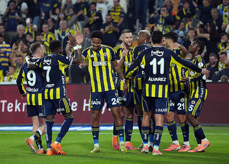 jose mourinho fenerbahceli yildizi real madride aliyor transferde yilin bombasi 1 4ELiVqAp