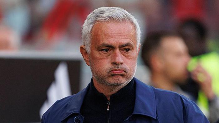 jose mourinhodan super ligde istikrarlari degistirecek transfer osimheni de gittigi yere goturuyor 2 4jdrm2Jm