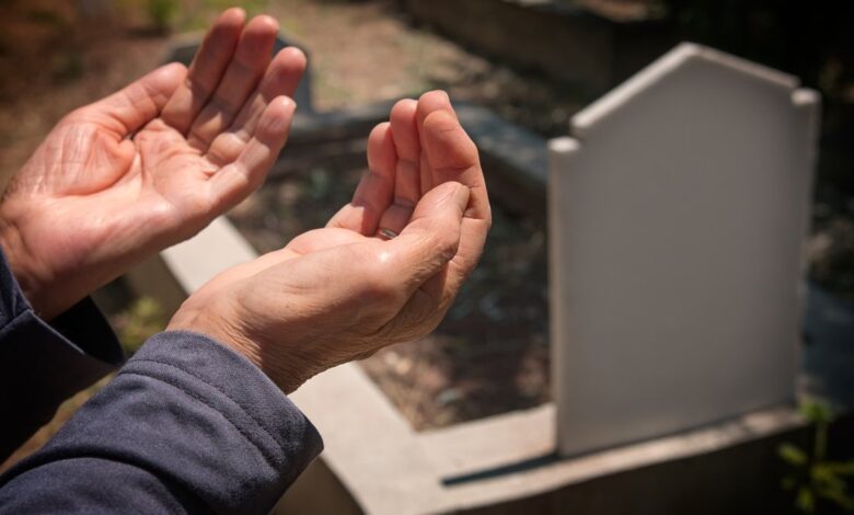 Kabir ziyaretinde okunacak dualar | Mezarlık ziyaretinde hangi müddet, dua okunur? 1 kabir ziyaretinde okunacak dualar mezarlik ziyaretinde hangi muddet dua okunur x9g1aqv7