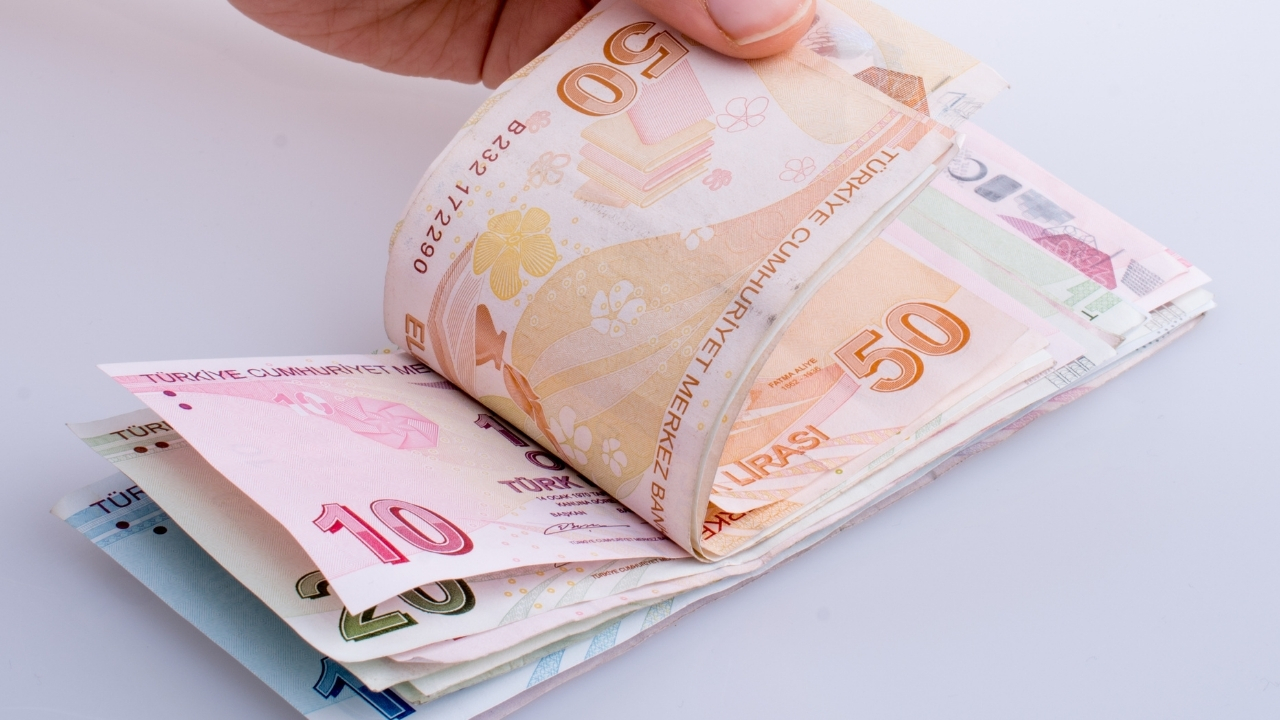 Kurban Bayramı emekli ikramiyesi kaç TL, ödeme tarihleri belirli oldu mu? 3 kurban bayrami emekli ikramiyesi kac tl odeme tarihleri belirli oldu mu 1 72gbmMLa