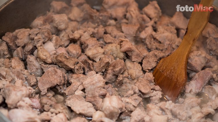 Kurban eti nasıl doğranır? Kemikli et doğrama ve parçalama teknikleri 5 kurban eti nasil dogranir kemikli et dograma ve parcalama teknikleri 3 FpNq8peA