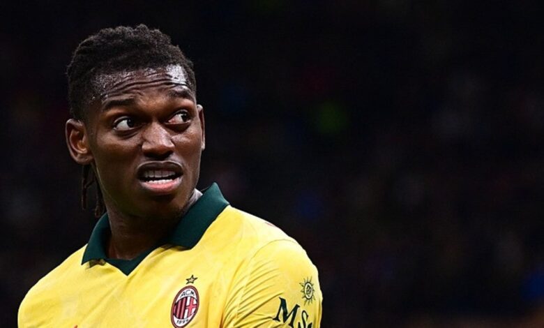 Leao'dan taraftarı heyecanlandıran hareket! Galatasaray'a gelecek mi? 1 leaodan taraftari heyecanlandiran hareket galatasaraya gelecek mi g15J5g12