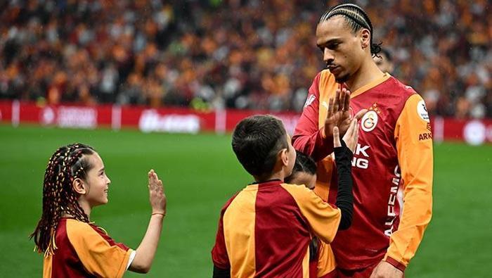 leroy saneden fenerbahceye gonderme turkiyenin bayerni galatasaray osimhen sozleri 4 ZzAkdjz7