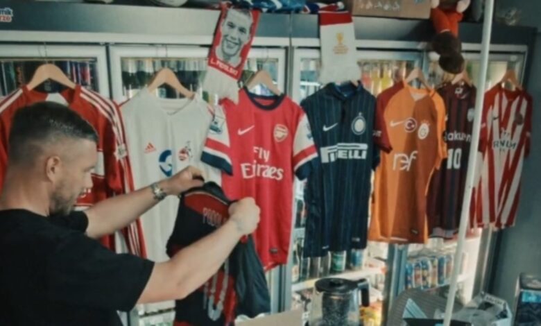 Lukas Podolski haftaya bırakıyor! Veda görüntüsünde Galatasaray ayrıntısı 1 lukas podolski haftaya birakiyor veda goruntusunde galatasaray ayrintisi BjhazKNx