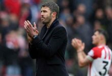 manchester united michael carrickle 2 yillik kontrat imzaladi DSCASA5k