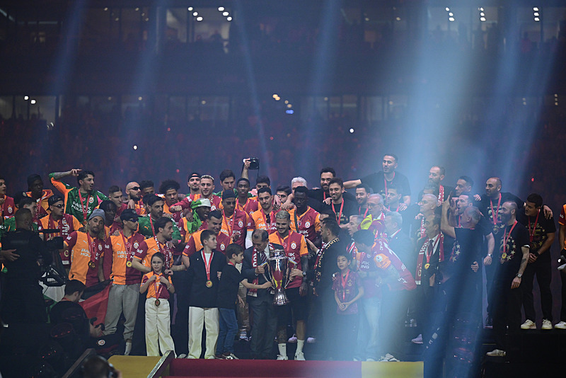 manchester uniteddan galatasaraya 10 numara transfer 1 X4ucTs7c