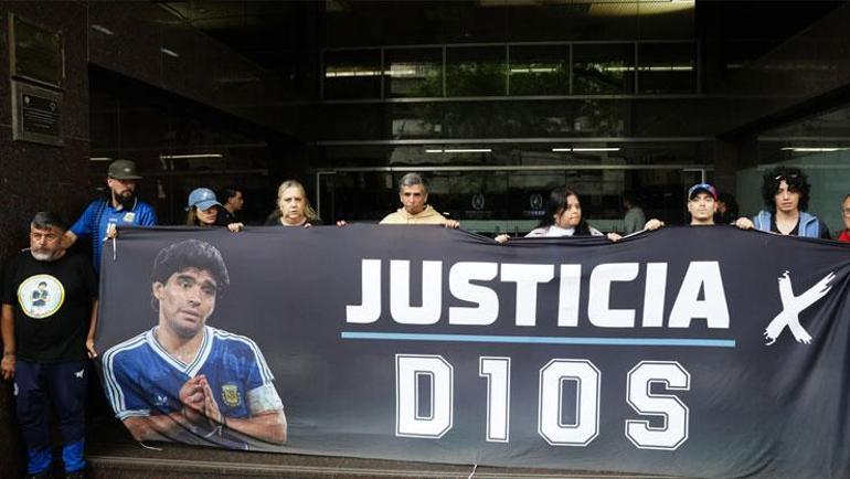 maradonanin olumundeki sir perdesi aralaniyor 2 doktor hakim karsisina cikti 0 JfEJ6FaM