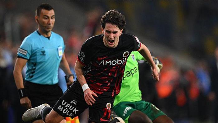 Müelliflerden Gençlerbirliği - Trabzonspor maçı yorumları! 'Büyük gruplar, hatırlar' 6 muelliflerden genclerbirligi trabzonspor maci yorumlari buyuk gruplar hatirlar 4 QIW3fgkw