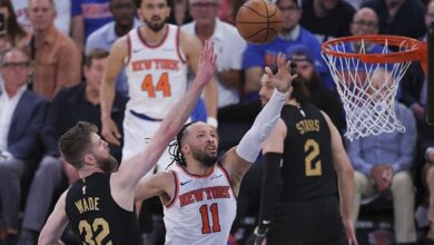 NBA'de Knicks, 22 sayıdan dönerek konferans finaline galibiyetle başladı 5 nbade knicks 22 sayidan donerek konferans finaline galibiyetle basladi 5c4RCRWI
