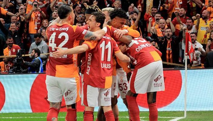 Okan Buruk'tan ayrılığa veto! Yıldız futbolcunun gidişine müsaade verilmedi 3 okan buruktan ayriliga veto yildiz futbolcunun gidisine musaade verilmedi 1 SeDeP6lL