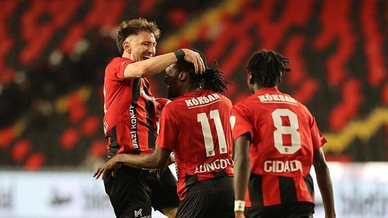 (ÖZET) Başakşehir deplasmanda Gaziantep FK'yi devirdi! Dönemi galibiyetle tamamladı | Gaziantep FK - Başakşehir maç sonucu: 1-2 3 ozet basaksehir deplasmanda gaziantep fkyi devirdi donemi galibiyetle tamamladi gaziantep fk basaksehir Hgg5DvfW