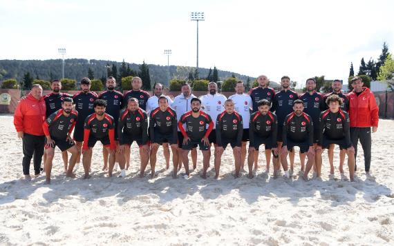 Plaj Futbolu Ulusal Grubumuz, Belarus ile Karşılaşacak 3 plaj futbolu ulusal grubumuz belarus ile karsilasacak 1 VESgKySt