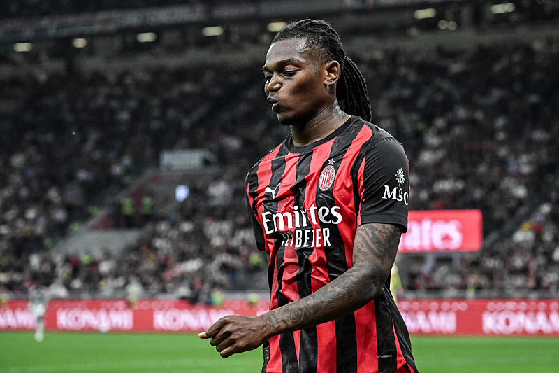 rafael leao fenerbahceli taraftarlari kizdirdi iste begendigi o paylasim 5 FXnqtMiE