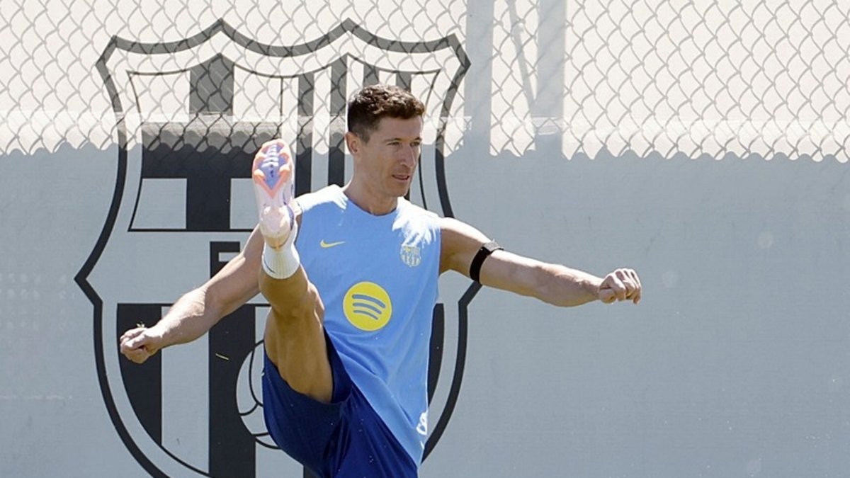 Robert Lewandowski dönem sonunda Barcelona'dan ayrılacağını duyurdu! 18 robert lewandowski donem sonunda barcelonadan ayrilacagini duyurdu lZXrlMz9