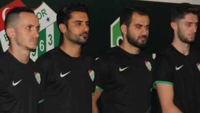Son dakika spor haberleri: Bursaspor yeni transferlerini tanıttı 7 son dakika spor haberleri bursaspor yeni transferlerini tanitti Q28mj14Q