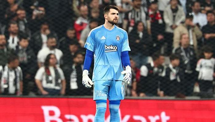 Son maçına çıkıyor! Beşiktaş'ta ayrılık katılaştı 3 son macina cikiyor besiktasta ayrilik katilasti 1 PDjMEw95