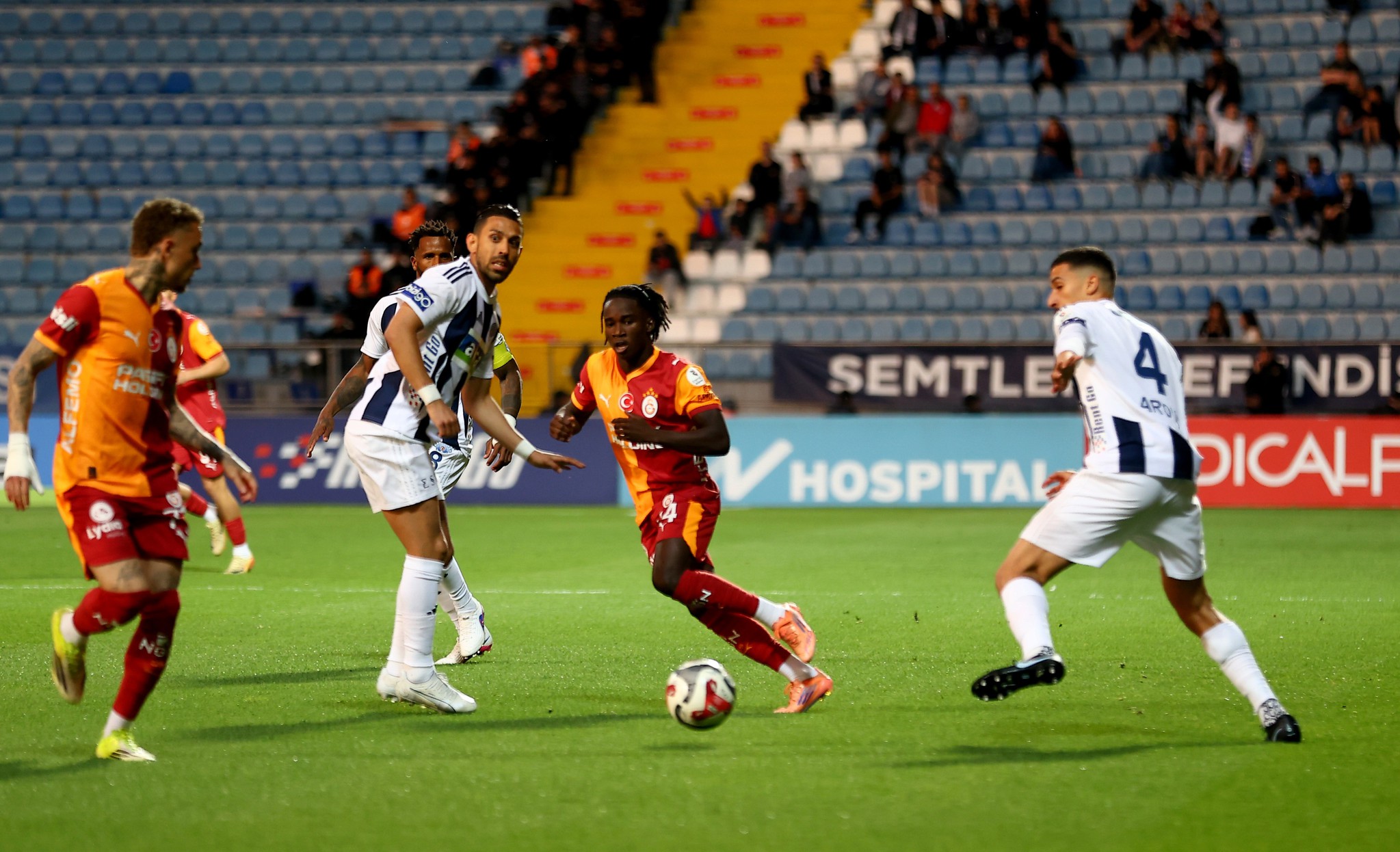 spor muellifleri kasimpasa galatasaray macini yorumladi 1 r8RWj7Cj