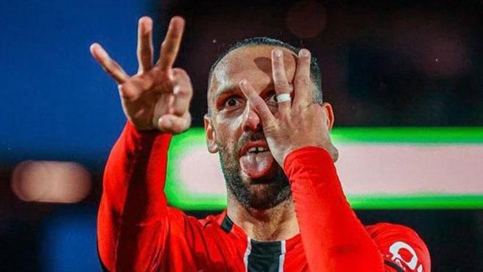 tarih tekerrur etti vedat muriqi yeniden fenerbahce dedi iste galatasaraya verdigi karsilik 1 sceFbkHl