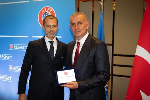 TFF Lideri Hacıosmanoğlu, UEFA Yönetim Kurulu Toplantısı'na Katıldı 2 tff lideri haciosmanoglu uefa yonetim kurulu toplantisina katildi 0 1WCFceC9