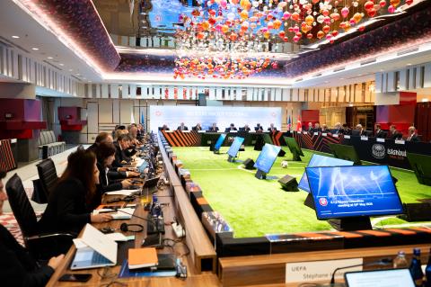 TFF Lideri Hacıosmanoğlu, UEFA Yönetim Kurulu Toplantısı'na Katıldı 7 tff lideri haciosmanoglu uefa yonetim kurulu toplantisina katildi 5 rii2QwOG